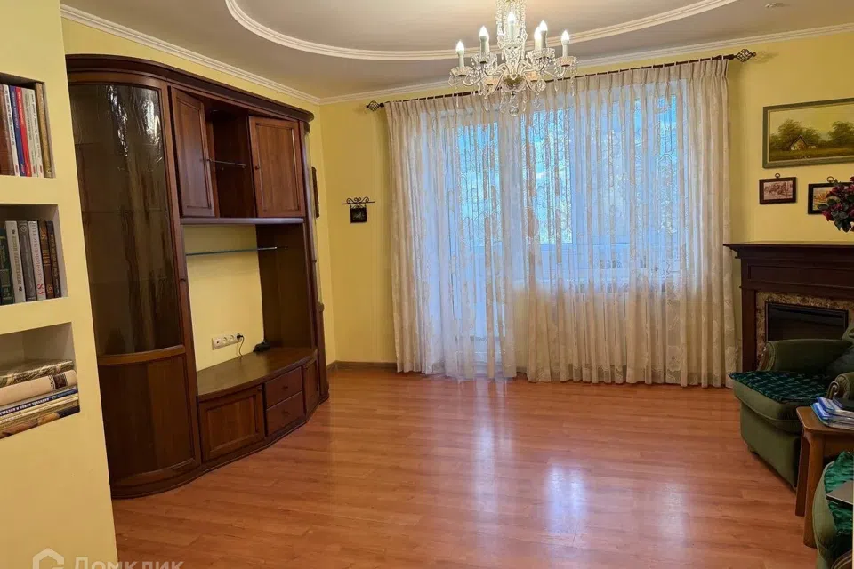 Продаётся 3-комнатная квартира, 60.3 м²
