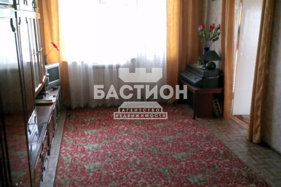 Продаётся 4-комнатная квартира, 72 м²