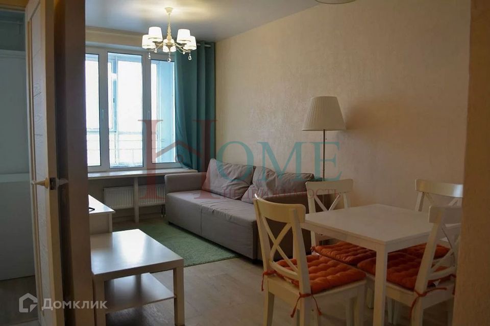 Сдаётся 1-комнатная квартира, 42 м²