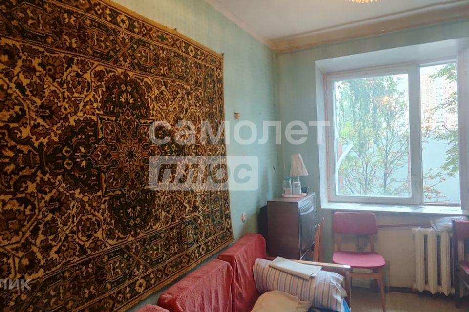 Продаётся комната в 2-комн. квартире, 13.9 м²