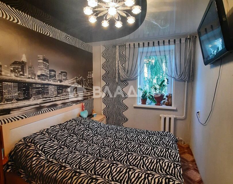 Продаётся 4-комнатная квартира, 72.3 м²