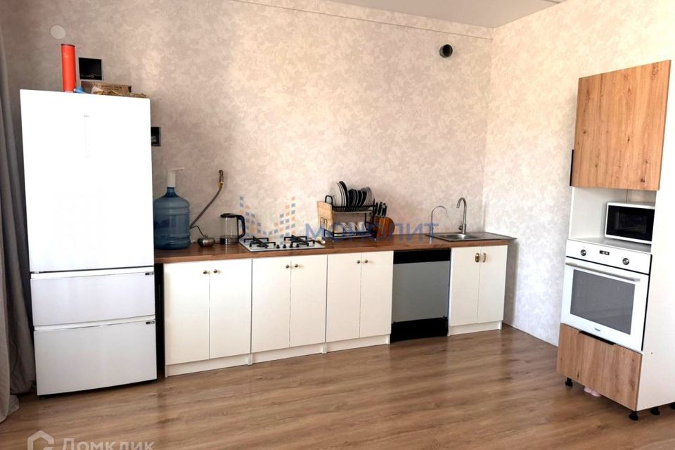 Продаётся 3-комнатная квартира, 142.5 м²