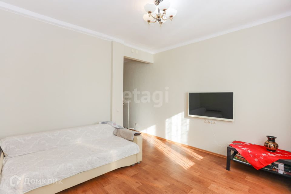 Продаётся 2-комнатная квартира, 41.8 м²