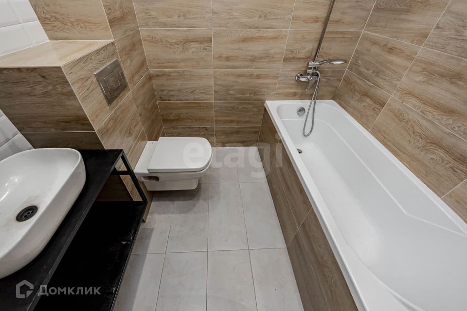 Продаётся 1-комнатная квартира, 35.8 м²