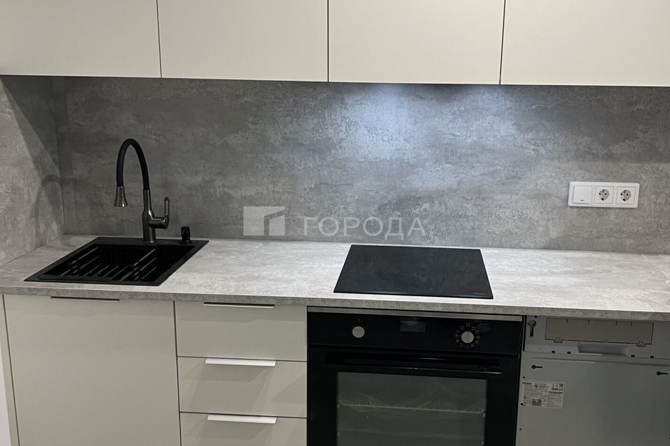 Продаётся 1-комнатная квартира, 41.3 м²