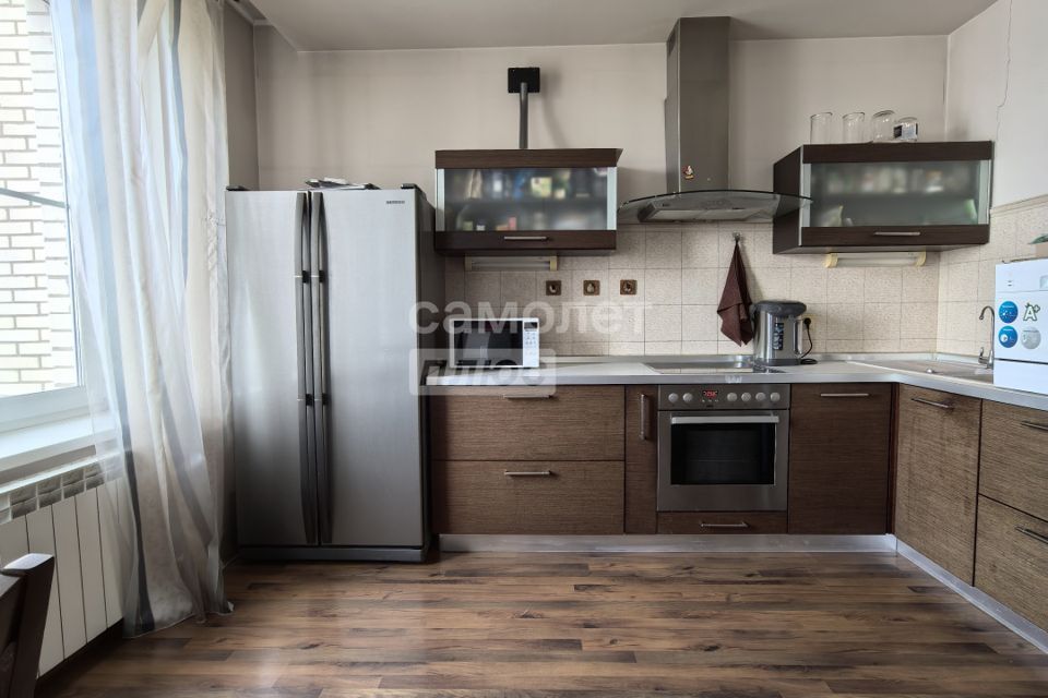 Продаётся 2-комнатная квартира, 85.8 м²