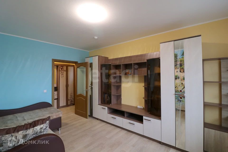 Продаётся 2-комнатная квартира, 60.3 м²