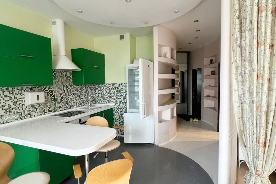 Сдаётся 1-комнатная квартира, 50 м²