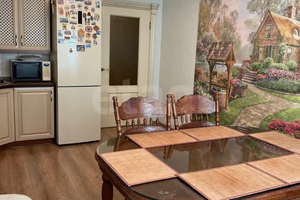 Продаётся 2-комнатная квартира, 57 м²