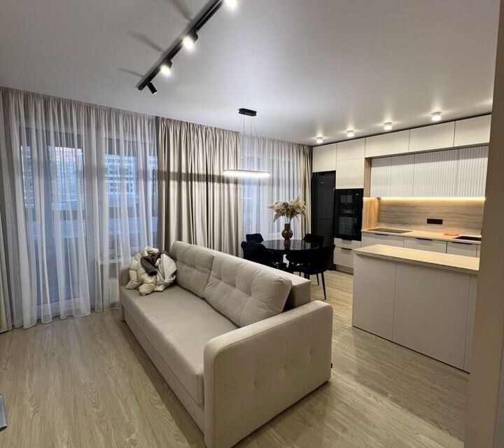 Сдаётся 1-комнатная квартира, 54 м²