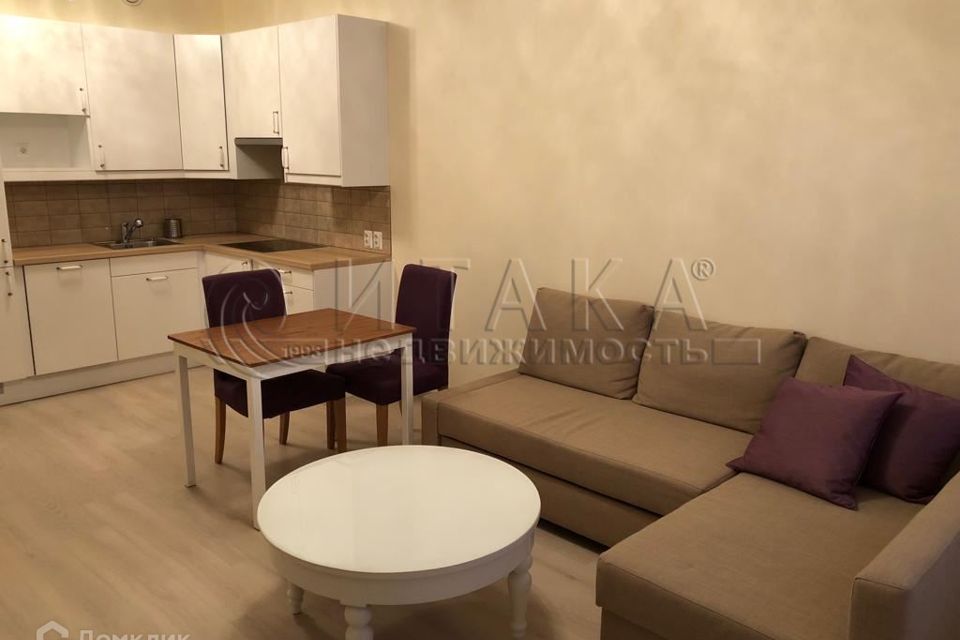 Сдаётся 2-комнатная квартира, 55 м²