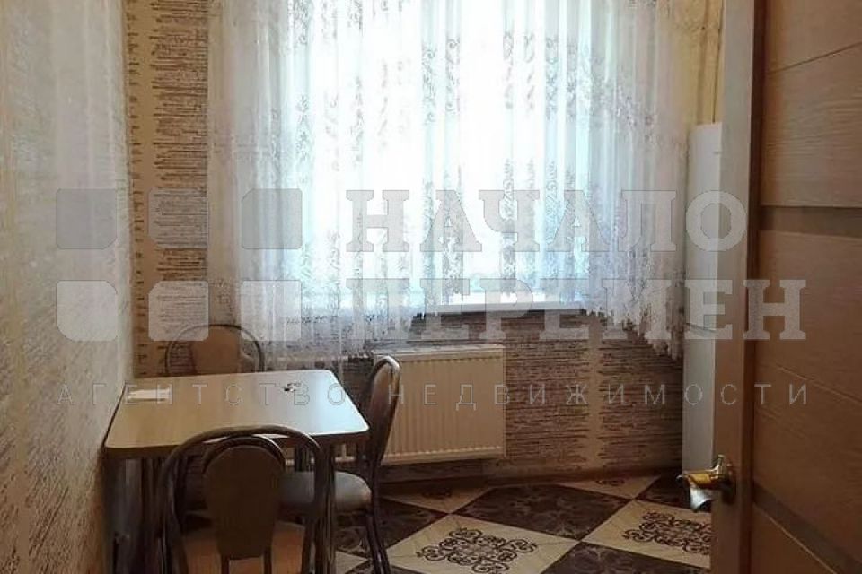 Сдаётся 1-комнатная квартира, 35 м²