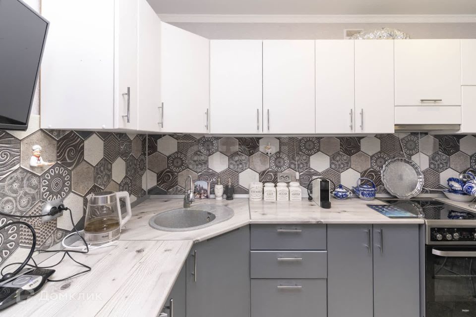 Продаётся 1-комнатная квартира, 35.6 м²