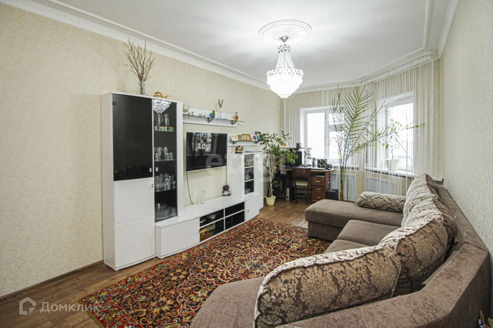 Продаётся 4-комнатная квартира, 84.5 м²