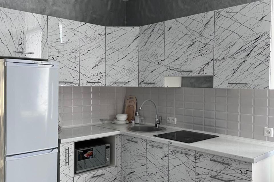 Продаётся 1-комнатная квартира, 43.3 м²