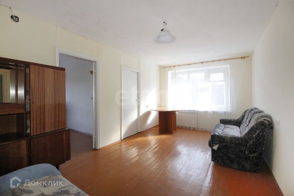 Продаётся 4-комнатная квартира, 62.4 м²