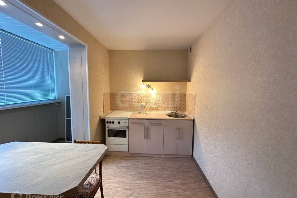 Продаётся 1-комнатная квартира, 35.6 м²