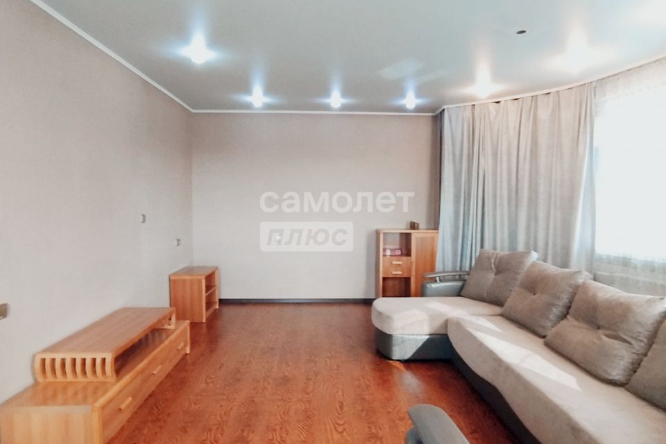 Продаётся 2-комнатная квартира, 96.6 м²