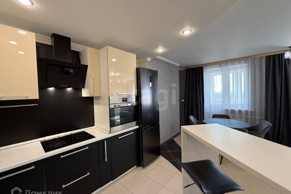 Сдаётся 2-комнатная квартира, 67.3 м²