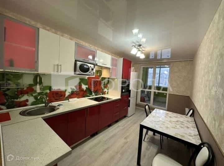 Сдаётся 2-комнатная квартира, 70 м²