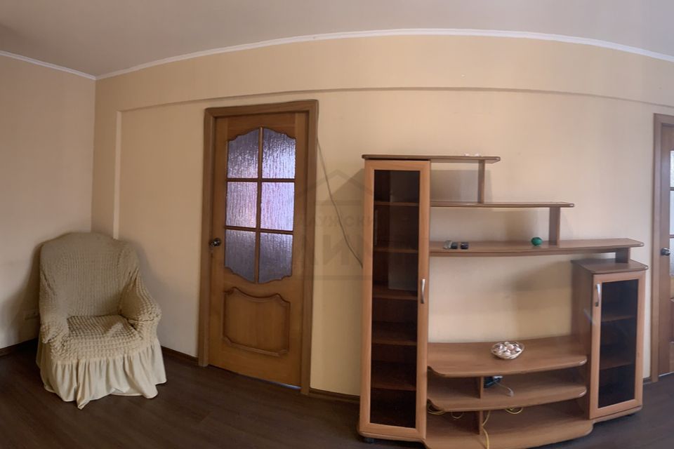 Продаётся 4-комнатная квартира, 59.2 м²