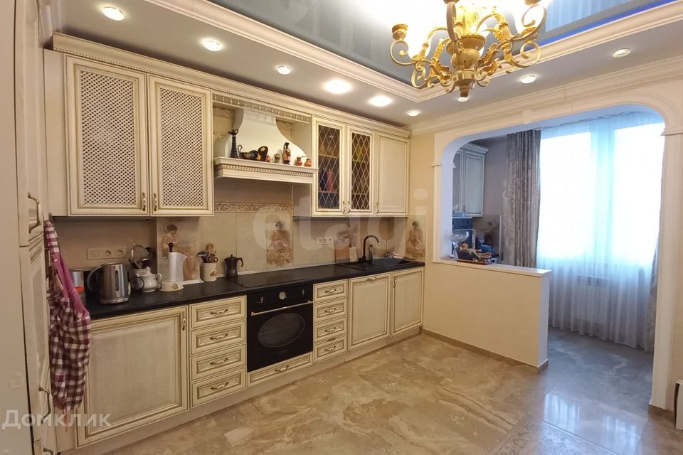 Продаётся 2-комнатная квартира, 75.9 м²