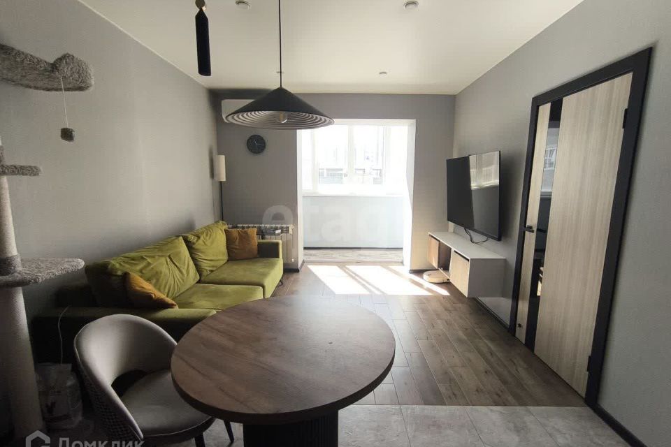 Продаётся 1-комнатная квартира, 41.7 м²