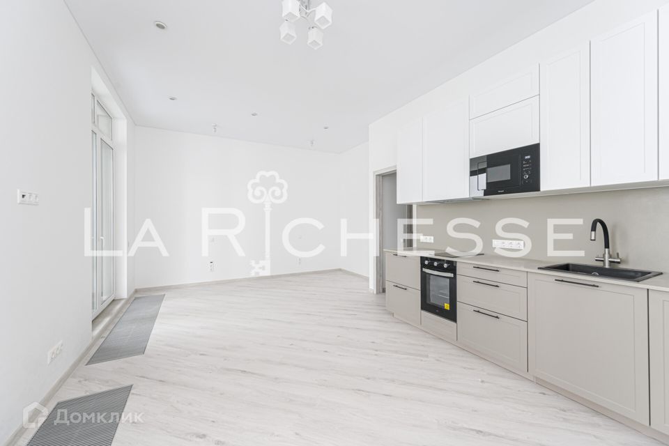 Продаётся студия, 43 м²