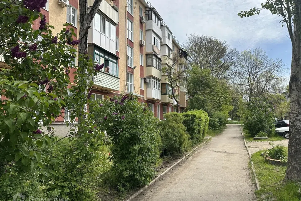 Продаётся 3-комнатная квартира, 54.1 м²