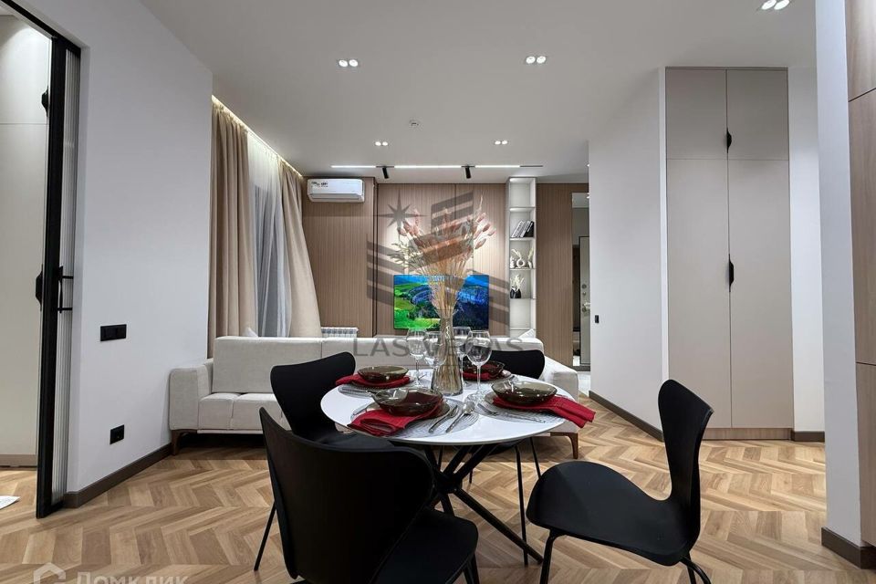 Сдаётся 2-комнатная квартира, 60 м²