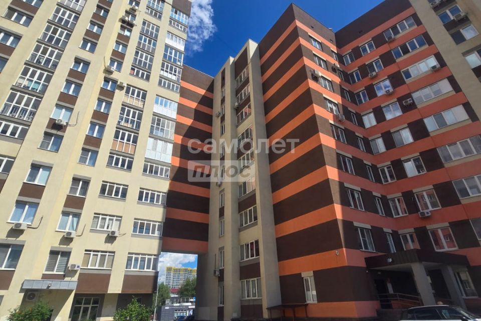 Продаётся 2-комнатная квартира, 57.7 м²