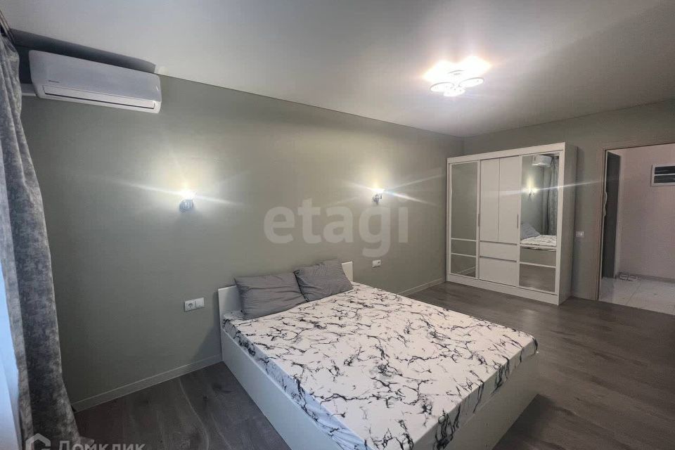 Продаётся 1-комнатная квартира, 37 м²