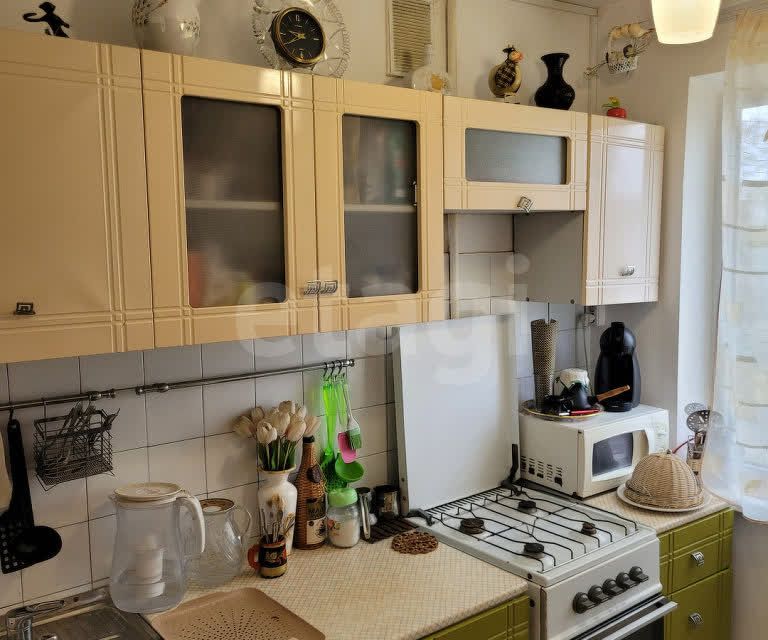 Продаётся 4-комнатная квартира, 60.3 м²