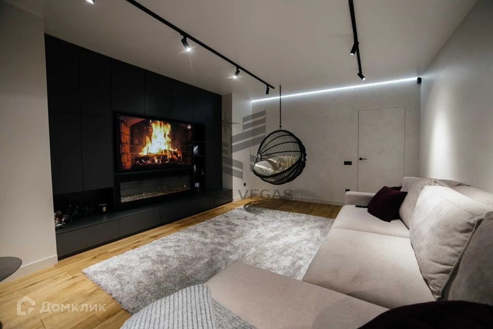 Сдаётся 2-комнатная квартира, 65 м²