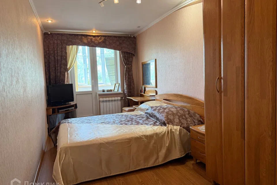 Продаётся 3-комнатная квартира, 62.2 м²