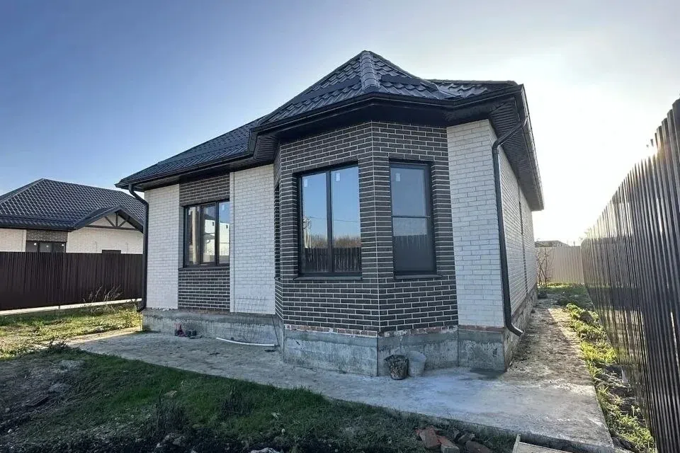 Продаётся 1-этажный дом, 122 м²