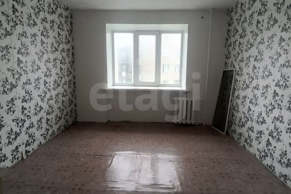 Продаётся комната в 1-комн. квартире, 12.8 м²