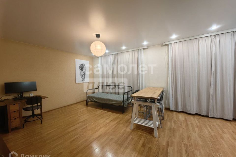 Продаётся 2-комнатная квартира, 72 м²