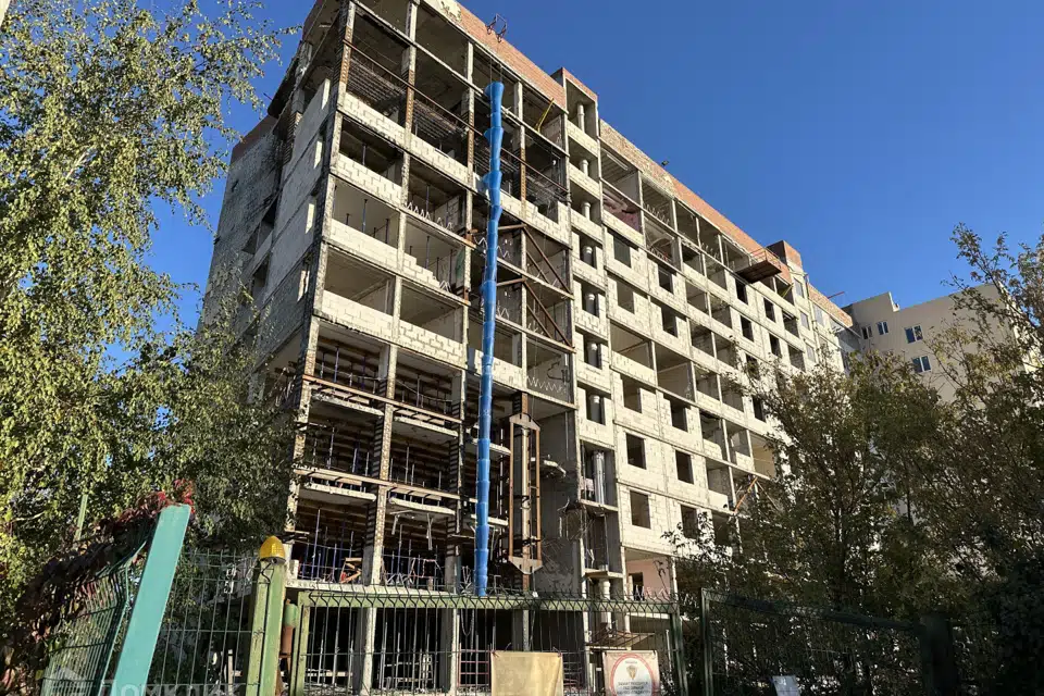 Продаётся 3-комнатная квартира, 107.3 м²