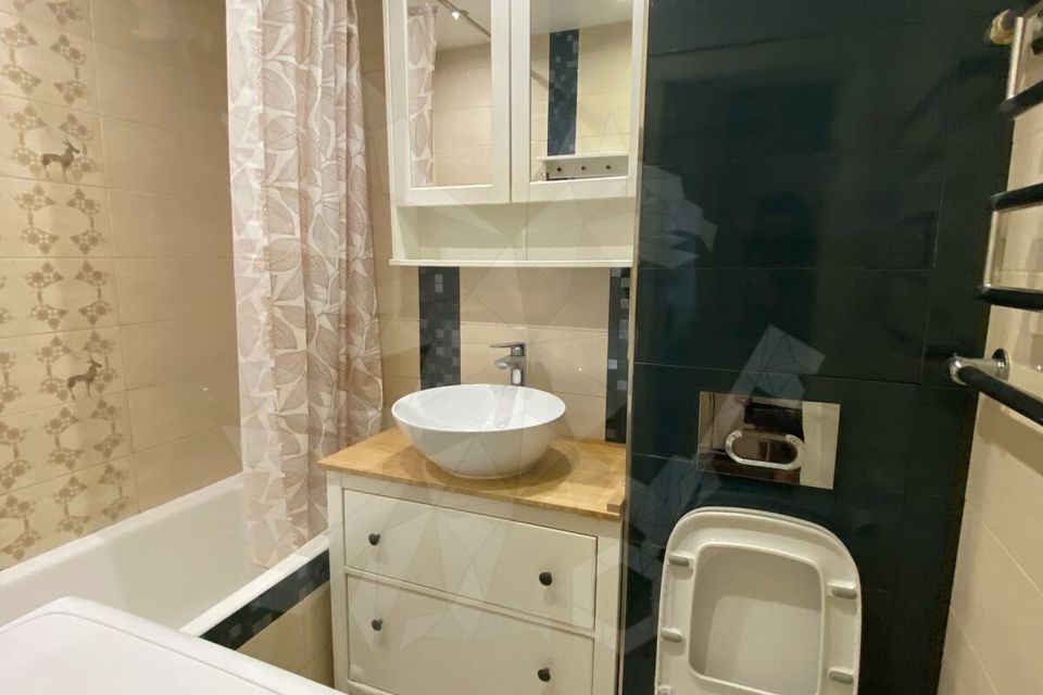 Продаётся 2-комнатная квартира, 42.7 м²
