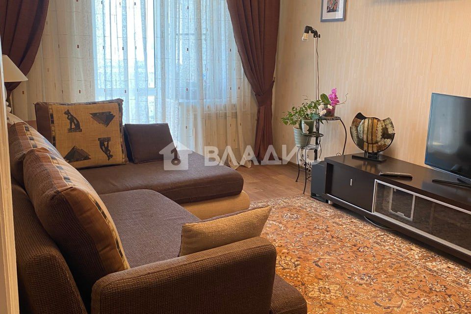 Продаётся 2-комнатная квартира, 64.2 м²