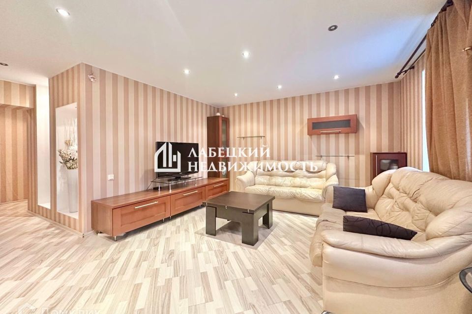 Продаётся 3-комнатная квартира, 77.4 м²