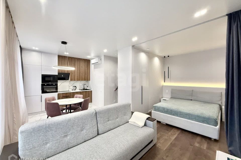 Продаётся 1-комнатная квартира, 38 м²