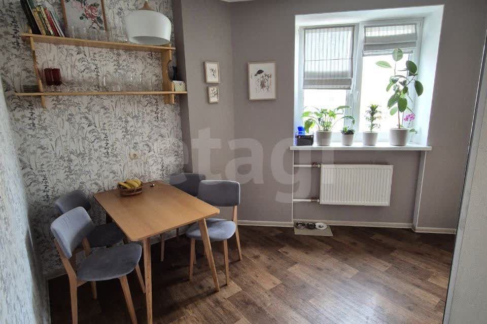 Продаётся 2-комнатная квартира, 55.2 м²