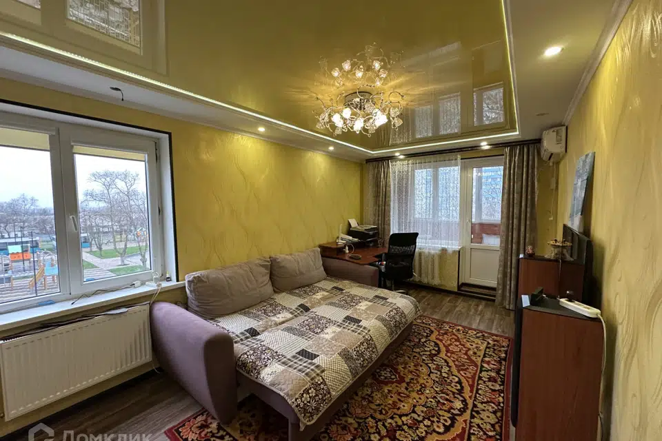 Продаётся 3-комнатная квартира, 69.5 м²