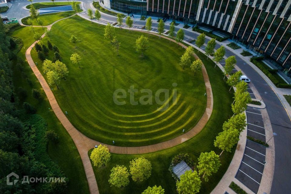 Продаётся 2-комнатная квартира, 131 м²
