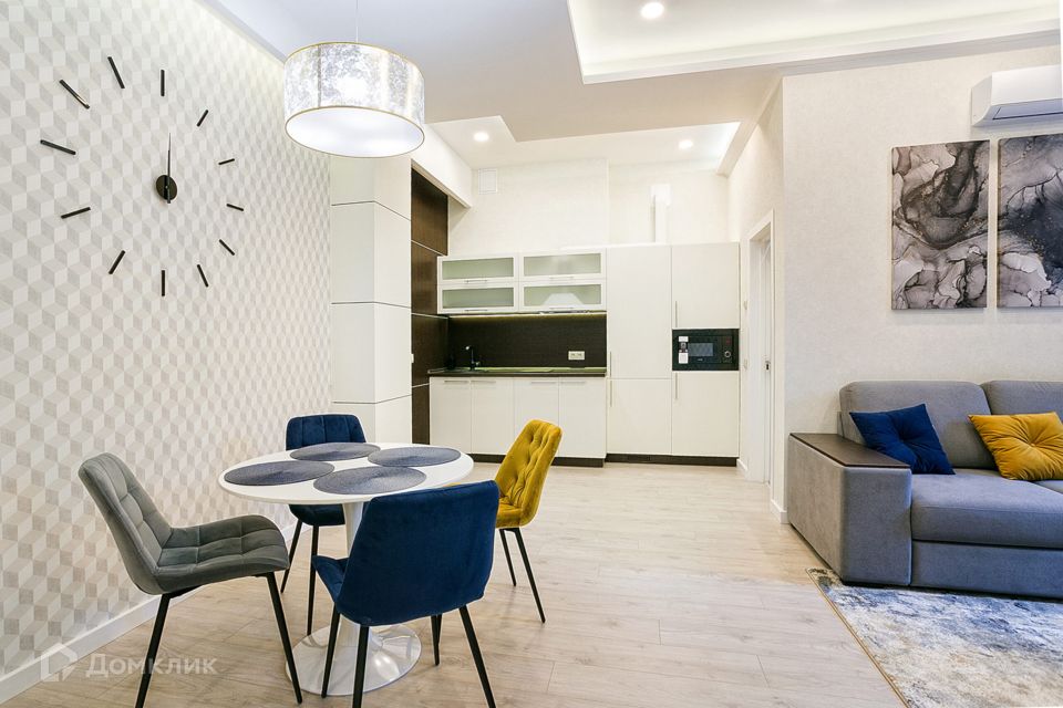 Продаётся 2-комнатная квартира, 66 м²