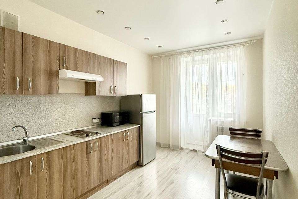 Продаётся 1-комнатная квартира, 41.9 м²