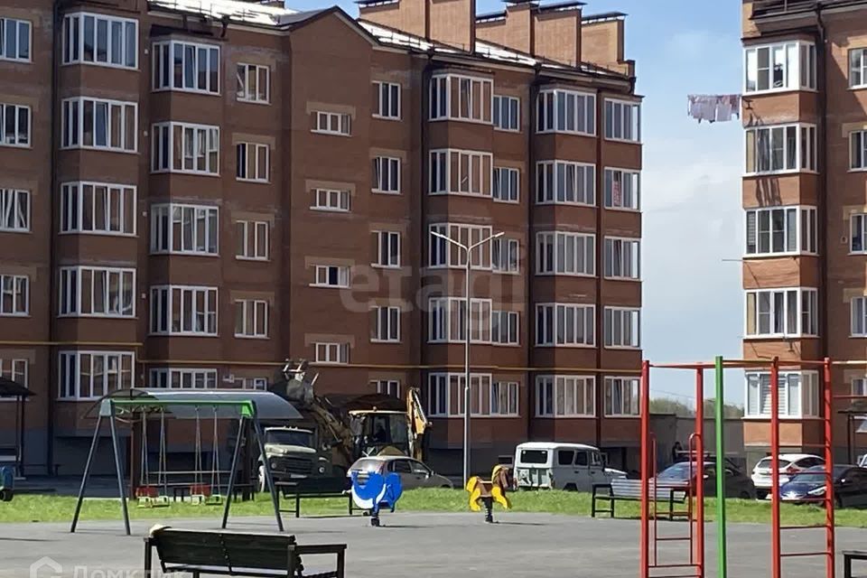 Продаётся 1-комнатная квартира, 38 м²