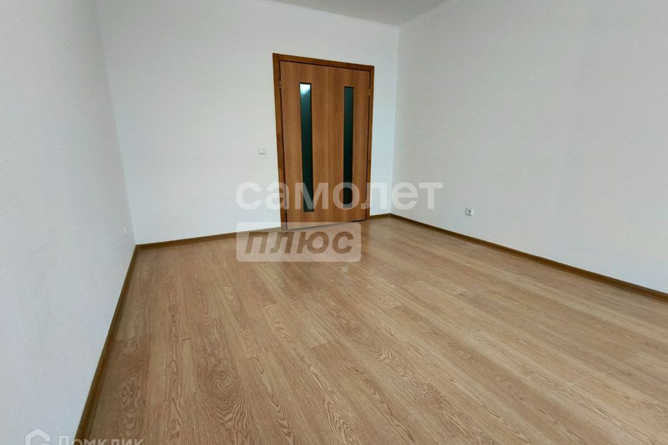 Продаётся 1-комнатная квартира, 37.4 м²